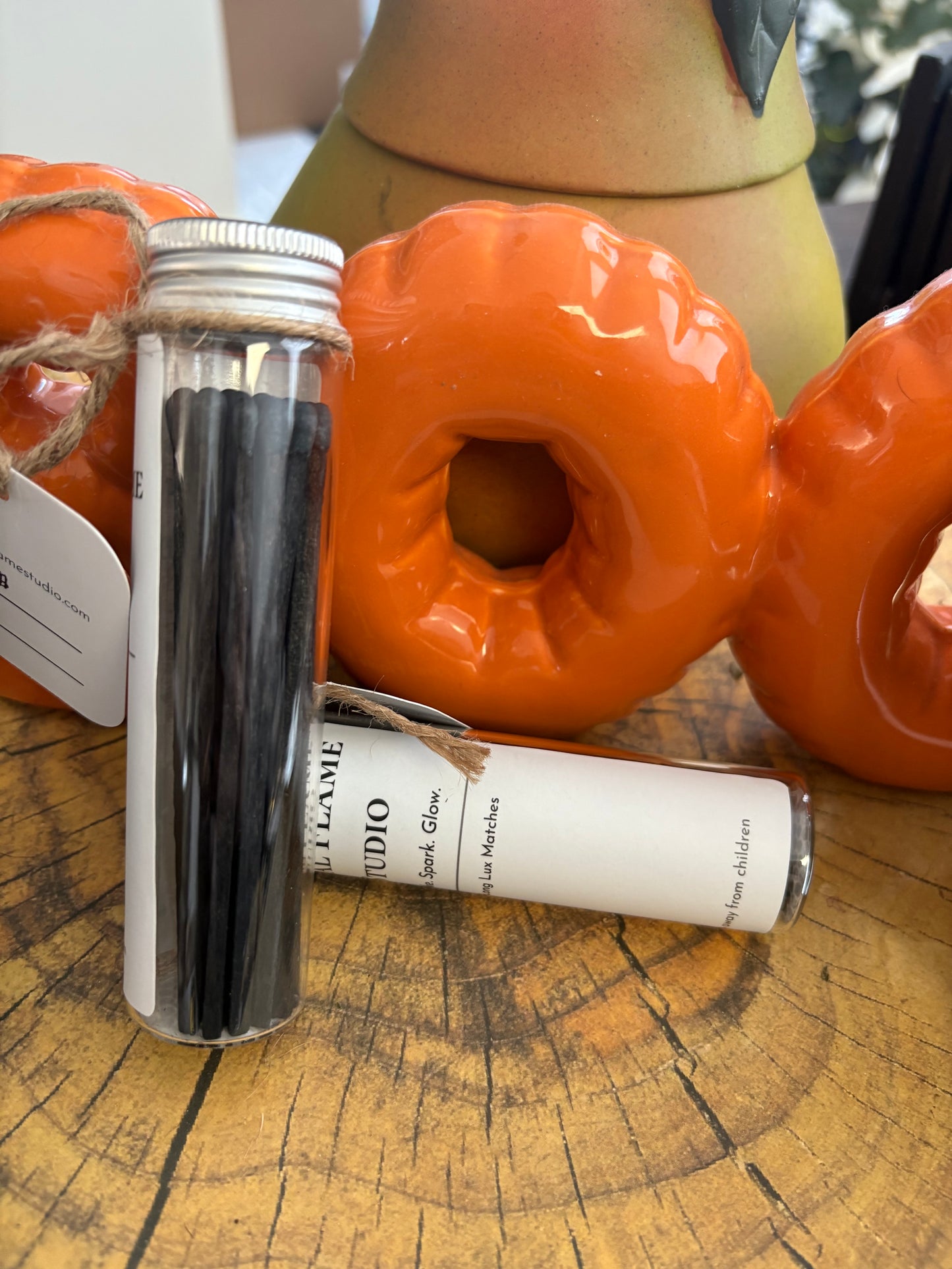 Long Lux Black Match Sticks