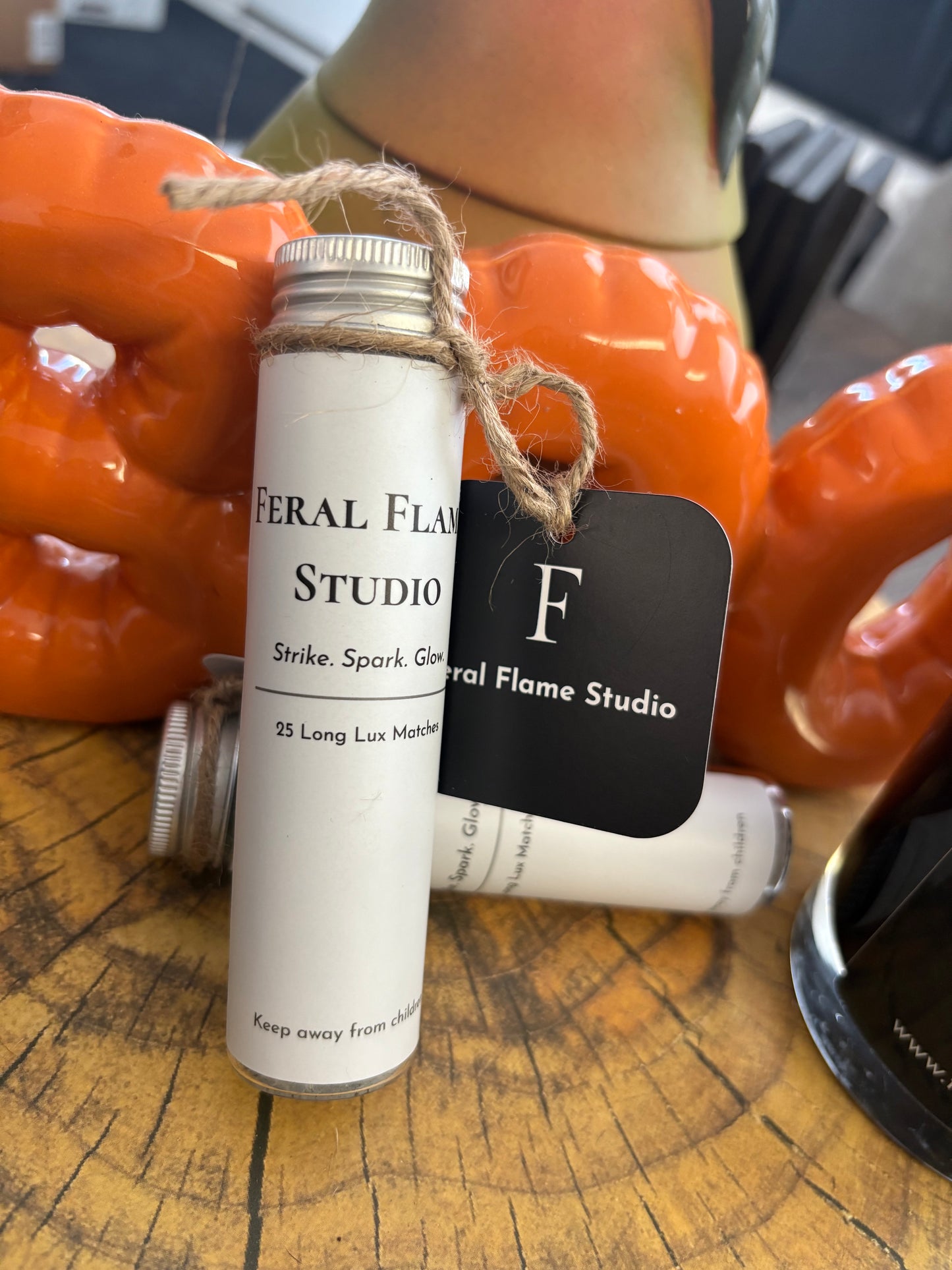 Long Lux Black Match Sticks