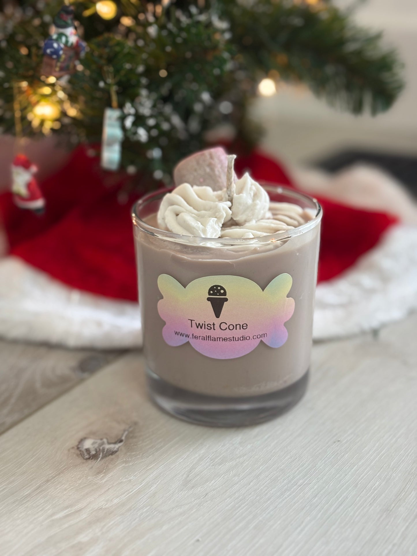 Twist Cone | Soy Candle | 8.5oz